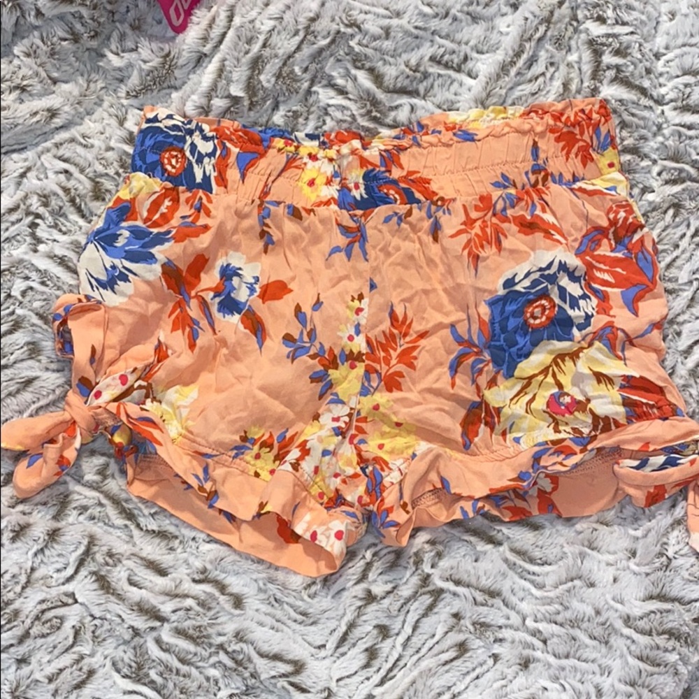 Floral soft shorts